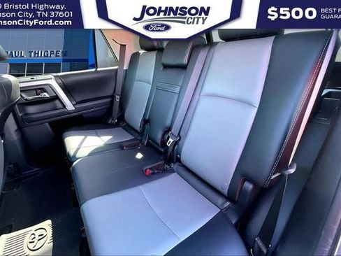 Used 2022 Toyota 4Runner SR5 Premium w/ Moonroof Package AWD/4WD image 25