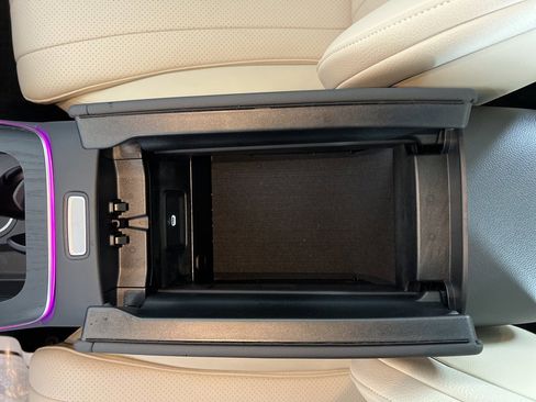 Used 2026 Mercedes-Benz E 350 4MATIC Sedan image 11