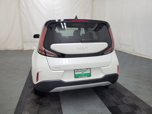 Used 2025 Kia Soul LX image 6
