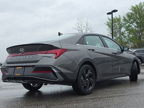 New 2026 Hyundai Elantra SEL Sport Premium FWD image 15