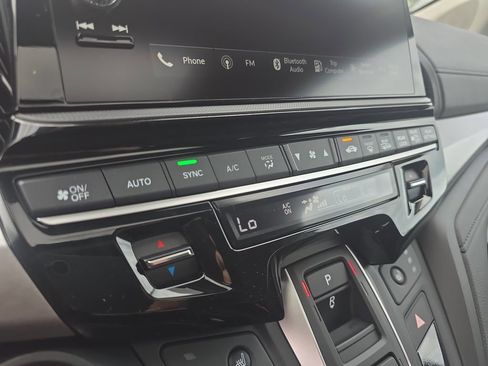 New 2026 Honda Odyssey EX-L image 21