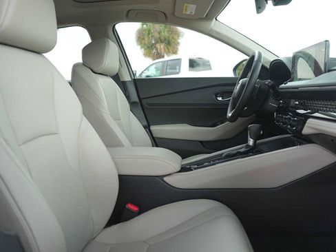 Used 2025 Honda Accord Touring image 15