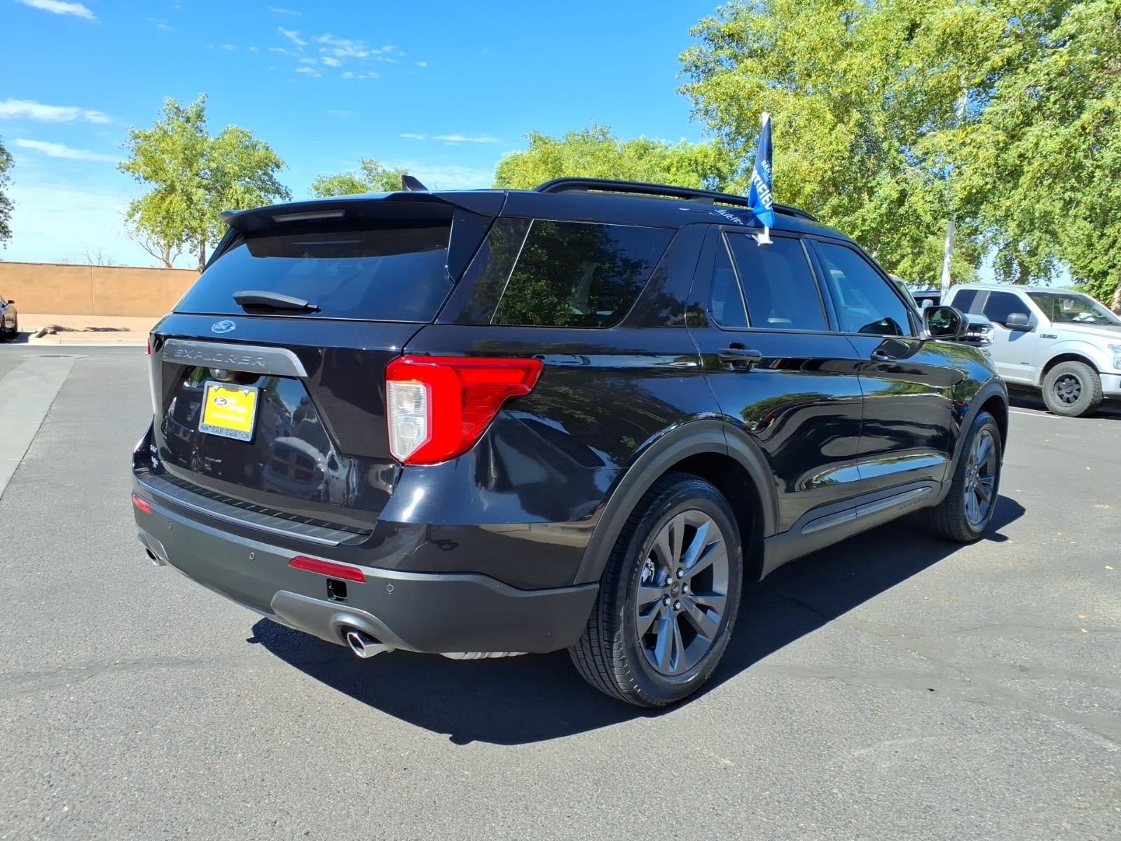 Certified 2024 Ford Explorer XLT w/ Equipment Group 202A RWD image 4