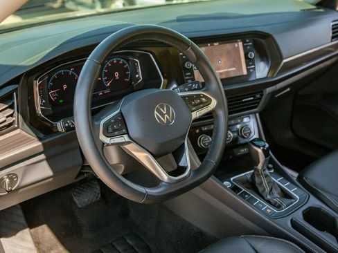 Used 2024 Volkswagen Jetta SEL FWD image 10