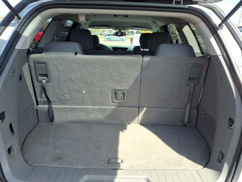 Used 2017 Chevrolet Traverse LS image 19