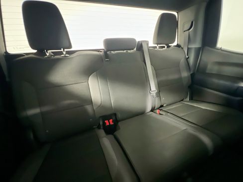 Used 2024 Chevrolet Silverado 1500 Custom image 32