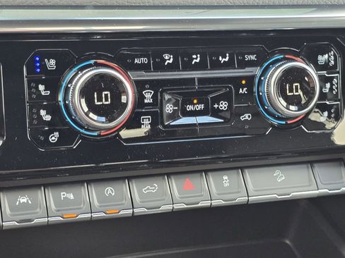 New 2025 GMC Sierra 1500 Denali image 19