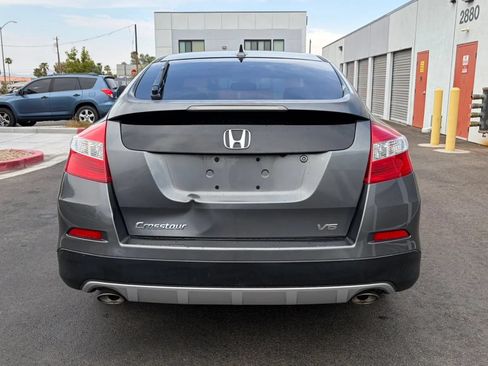 Used 2014 Honda Crosstour EX-L image 4