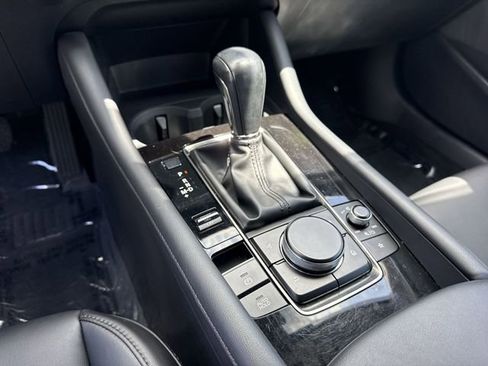 Used 2022 MAZDA MAZDA3 s image 21