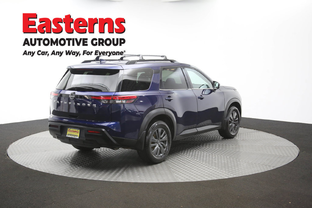 Used 2022 Nissan Pathfinder SV AWD/4WD image 43