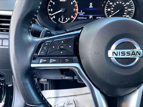 Used 2021 Nissan Altima 2.5 SR w/ SR Premium Package FWD image 24
