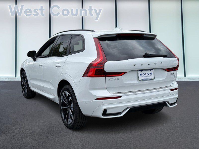 Used 2026 Volvo XC60 B5 Plus AWD/4WD image 7