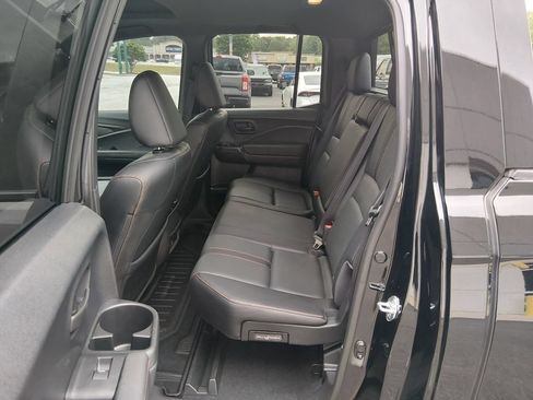 Used 2025 Honda Ridgeline TrailSport image 14