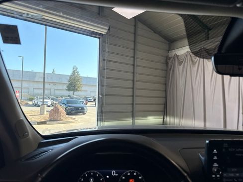 Used 2023 Honda Pilot Elite image 19