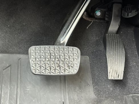 Certified 2024 Cadillac Lyriq Tech w/ Driver Assist Package image 44