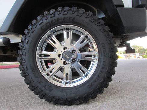 Used 2008 Jeep Wrangler Unlimited X image 26