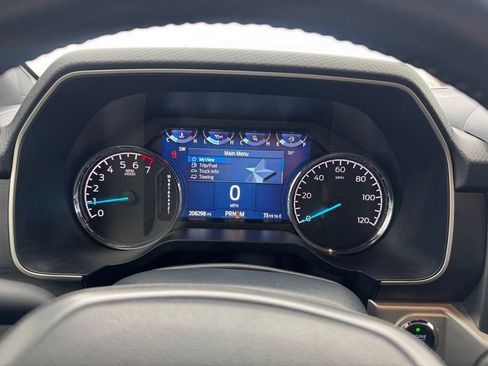 Used 2022 Ford F150 XLT w/ Equipment Group 302A High image 17