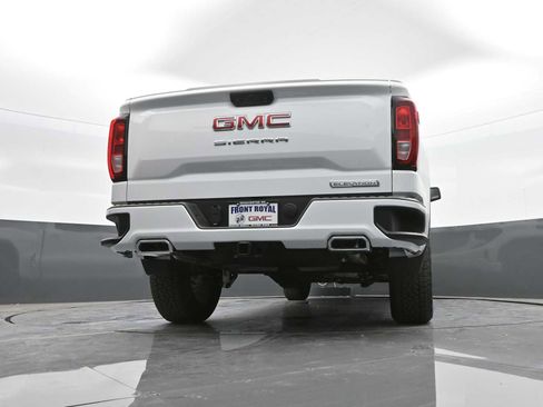New 2025 GMC Sierra 1500 Elevation image 38