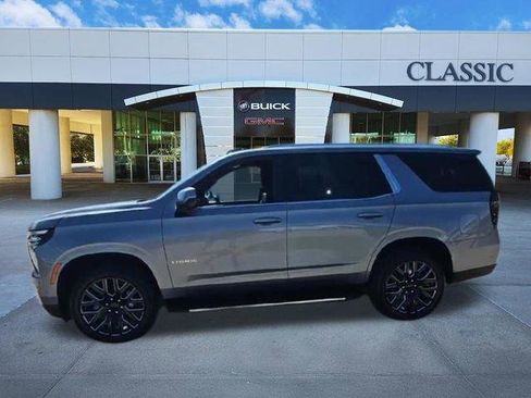 Used 2025 Chevrolet Tahoe LT AWD/4WD image 4