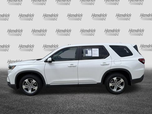 Used 2025 Honda Pilot EX-L image 7