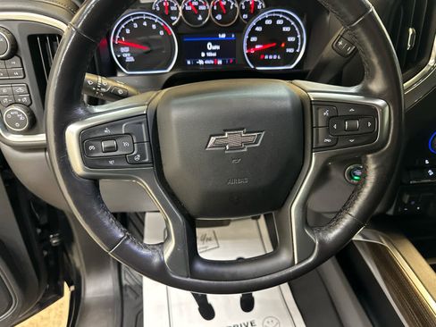 Used 2021 Chevrolet Silverado 1500 LT Trail Boss w/ Convenience Package II image 13