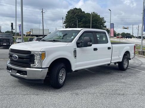 Used 2017 Ford F250 XL w/ Power Equipment Group RWD image 7