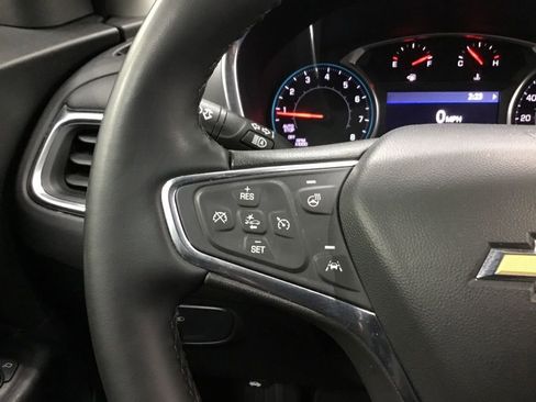 Used 2024 Chevrolet Equinox LT AWD/4WD image 37