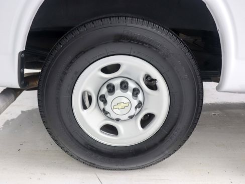 Used 2023 Chevrolet Express 3500 LT w/ LT Preferred Equipment Group image 29