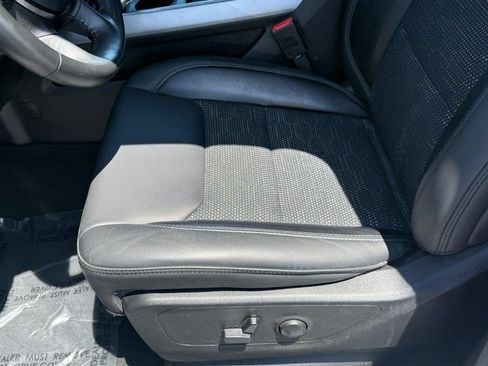 Used 2023 RAM 1500 Big Horn AWD/4WD image 17