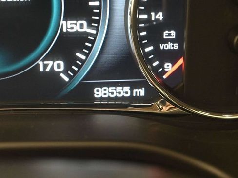Used 2019 GMC Acadia Denali w/ Technology Package FWD image 36