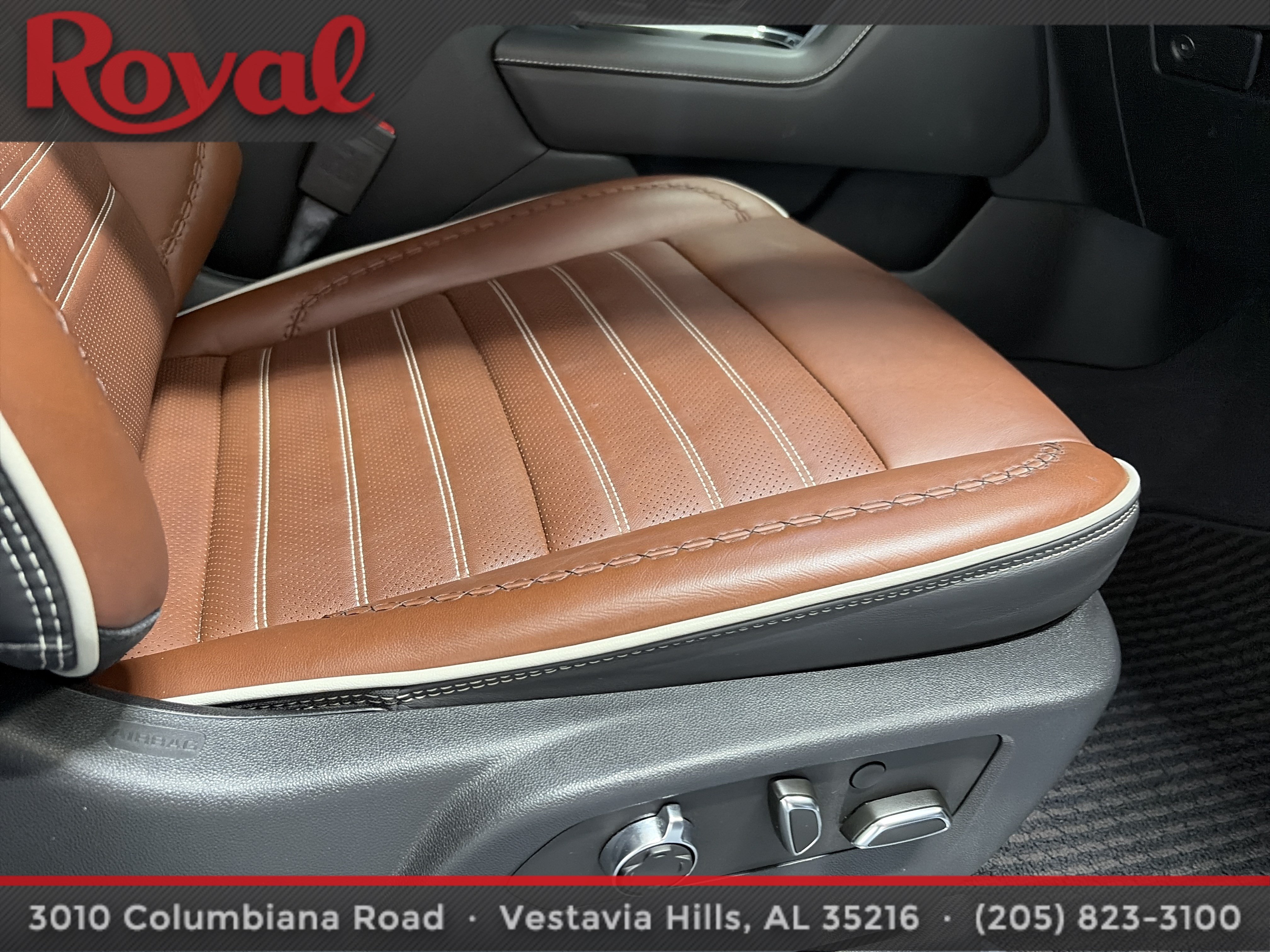 Used 2022 GMC Sierra 1500 Denali Ultimate AWD/4WD image 9