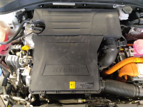 Used 2021 Hyundai Ioniq SEL FWD image 30
