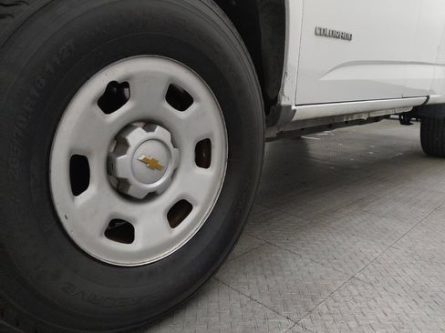 Used 2020 Chevrolet Colorado W/T w/ WT Convenience Package image 31