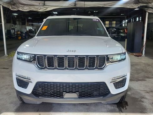 Used 2022 Jeep Grand Cherokee Limited image 2