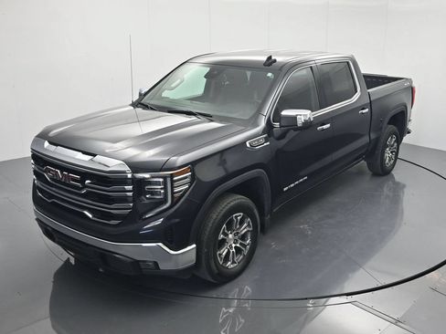 Certified 2025 GMC Sierra 1500 SLT AWD/4WD image 29