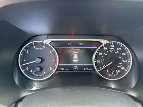 Used 2025 Nissan Sentra SR image 27