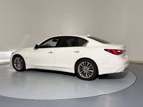 Used 2019 INFINITI Q50 Luxe w/ All Weather Package (L93) RWD image 3