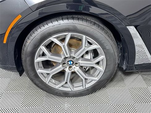 Used 2021 BMW X7 xDrive40i image 4