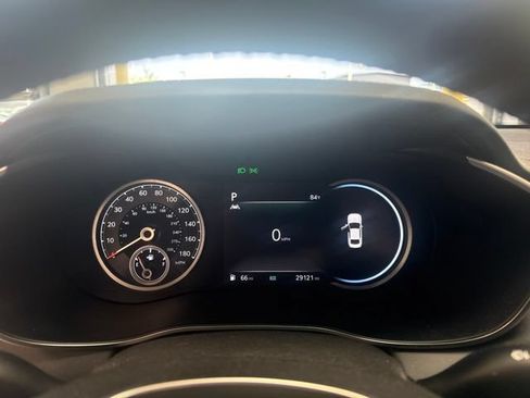 Used 2023 Genesis G70 2.0T RWD image 10