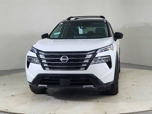 New 2026 Nissan Rogue Platinum w/ Platinum Premium Package image 2