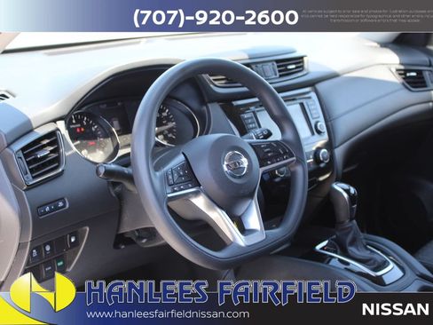 Used 2020 Nissan Rogue S FWD image 11