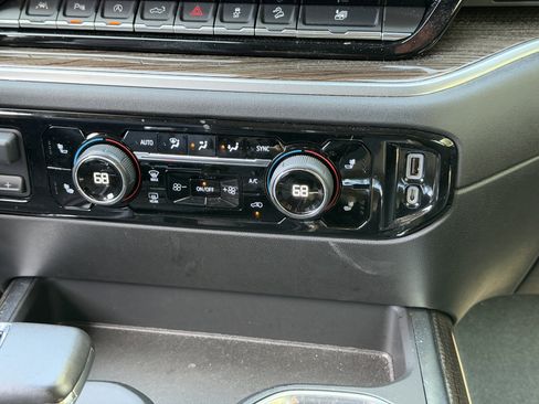 Used 2022 Chevrolet Silverado 1500 RST w/ RST All Star Premium Package image 22