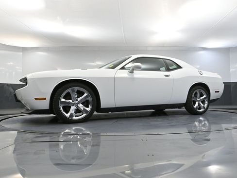 Used 2013 Dodge Challenger R/T image 49