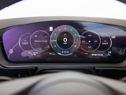 New 2024 Porsche Cayenne Coupe image 18