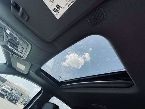 New 2026 GMC Sierra 1500 Denali w/ Technology Package image 19