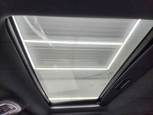 Used 2025 RAM 3500 Laramie image 13