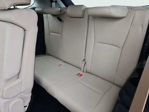 Used 2020 Toyota Highlander XLE image 36