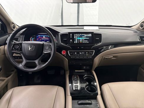 Used 2022 Honda Pilot Touring image 25