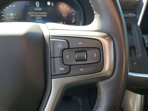 Used 2022 Chevrolet Tahoe Z71 w/ Z71 Off-Road Package image 36