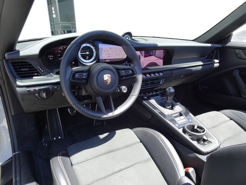 Used 2022 Porsche 911 Carrera GTS RWD image 14